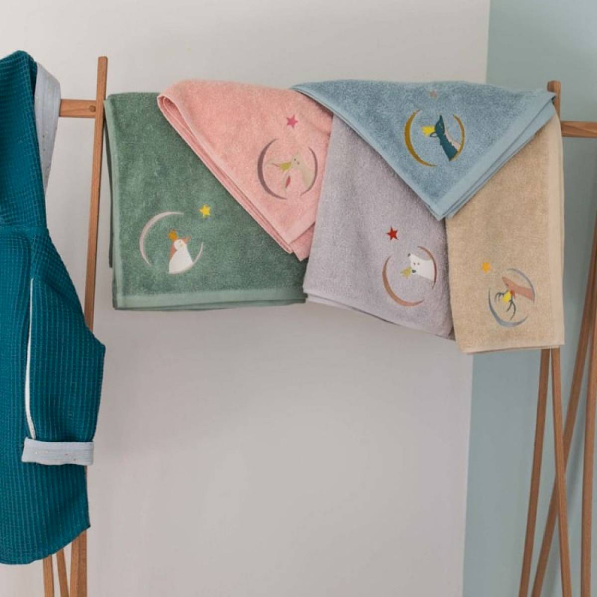 Serviette de bain vert d'eau Pingouin 50x100cm