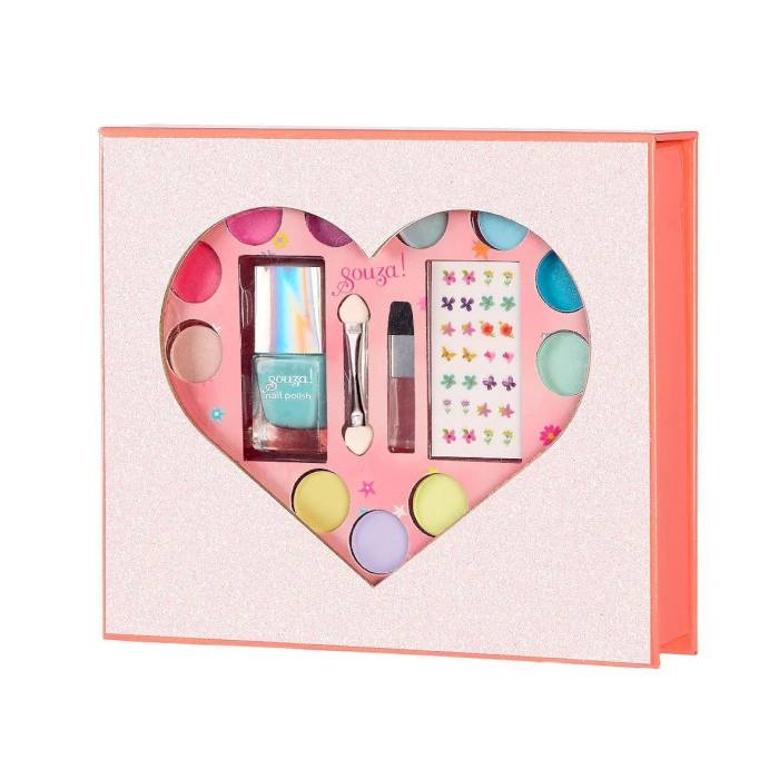 Coffret coeur de maquillage pour enfant