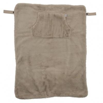 Couverture nomade en fausse fourrure beige