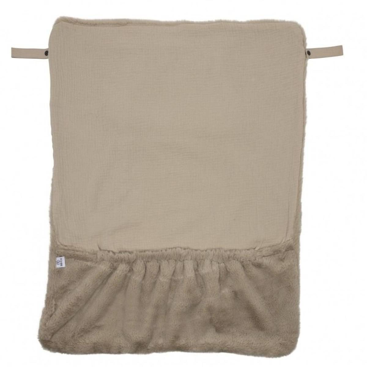 Couverture nomade en fausse fourrure beige