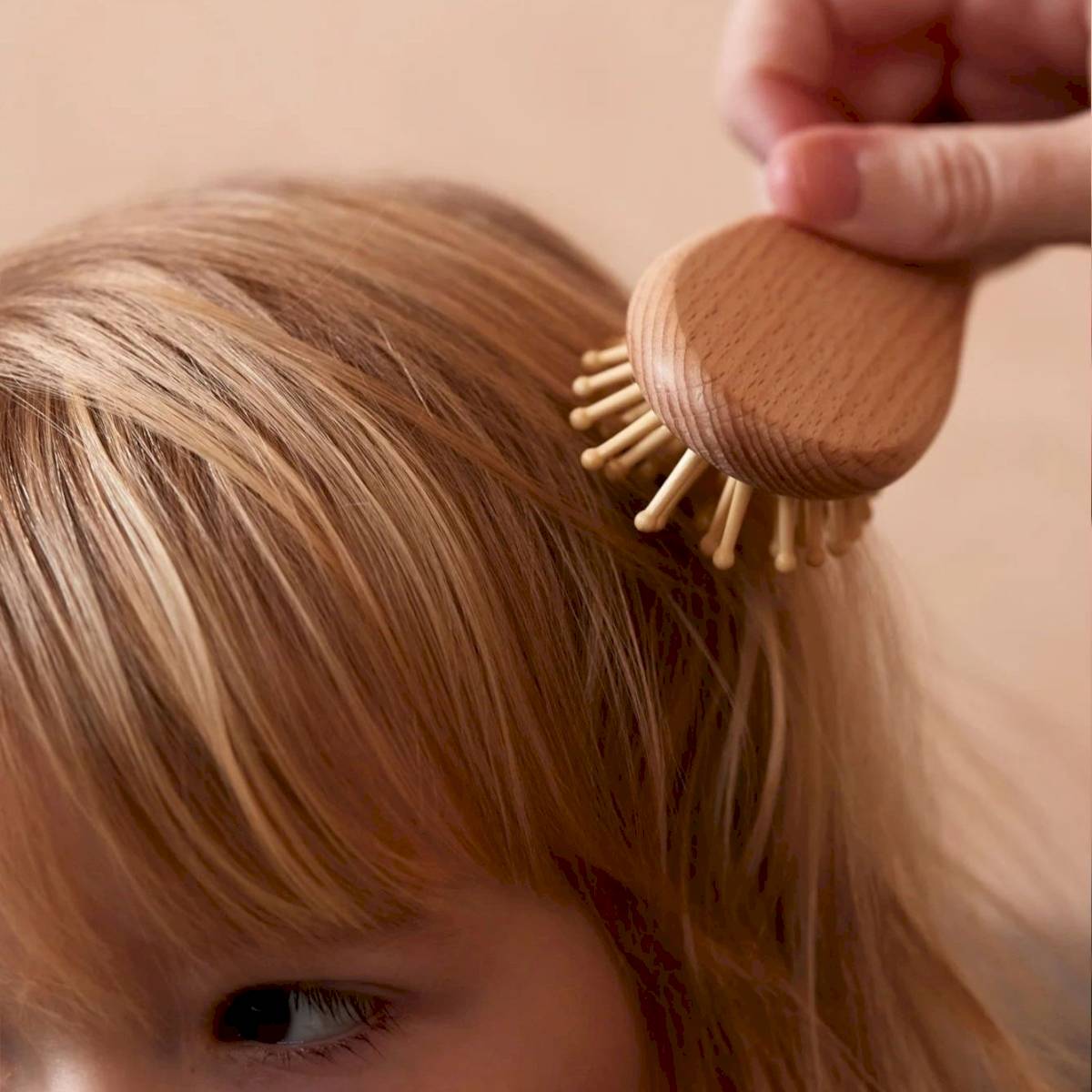 Set brosses à cheveux et peigne bébé en bois
