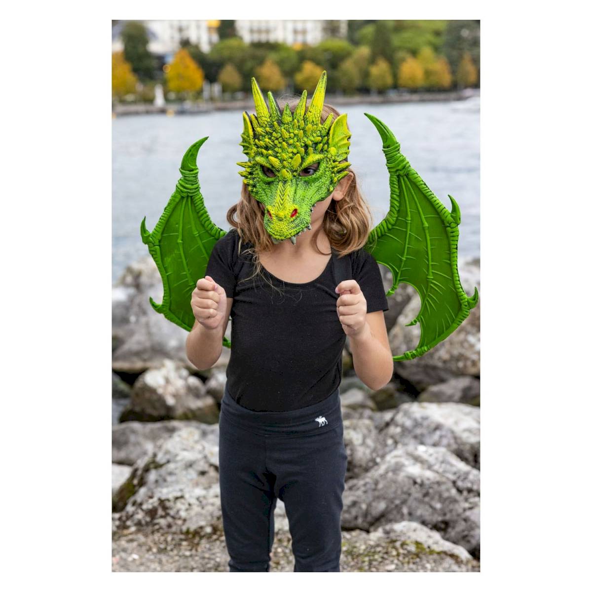 Masque de dragon vert