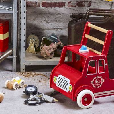 Chariot de marche camion de pompiers