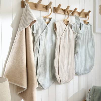 Cape de bain et gant de toilette rayé galet