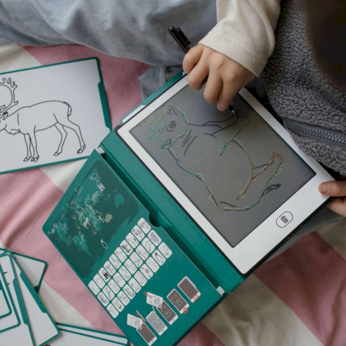 Mini tablette à dessin Kidydraw Animaux autour du monde